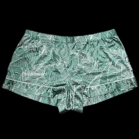 Victoria’s Secret Soft Satin pajama shorts feather print green  XXL - Picture 1 of 2